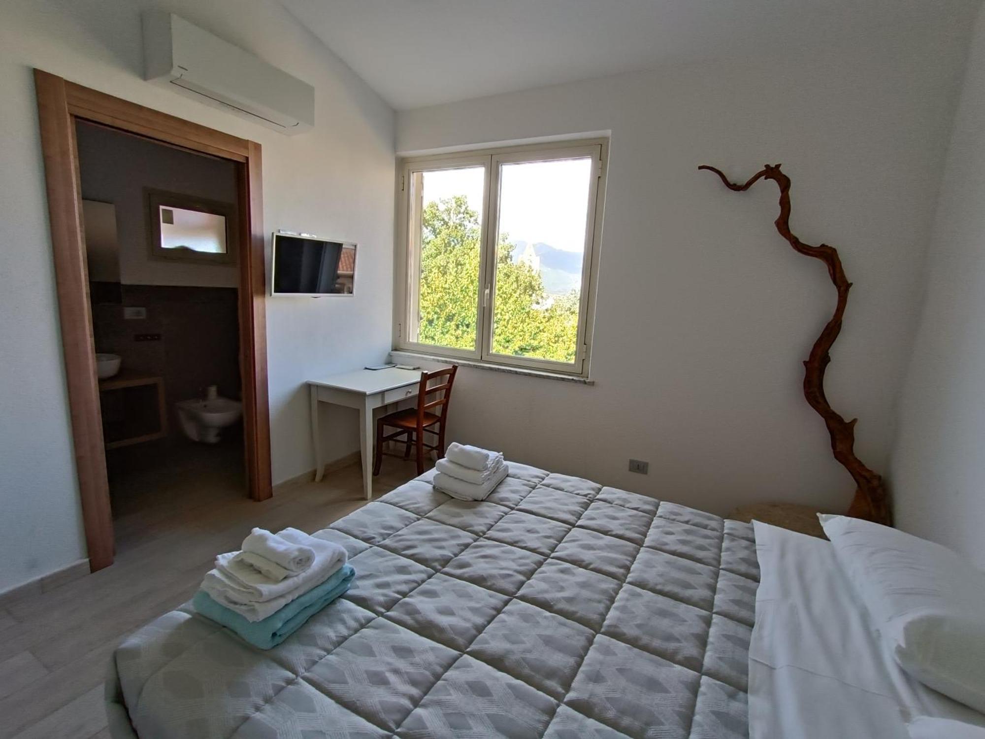 Bed And Breakfast Murales Orgosolo Szoba fotó